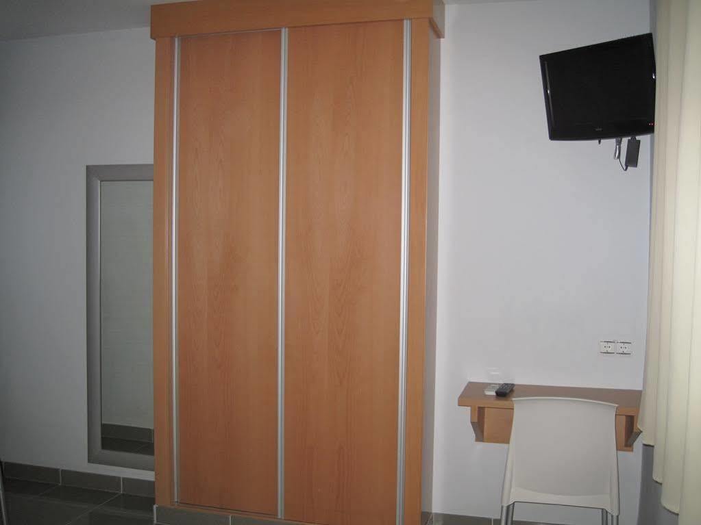 גאנדיה Hostal Ducal II מראה חיצוני תמונה